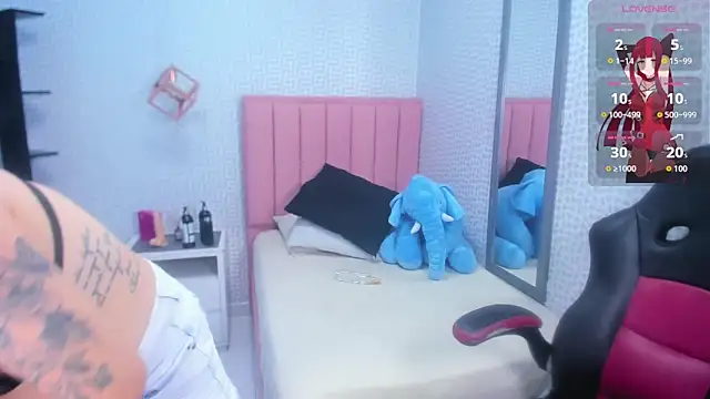 Snapshot of BIANCAROY1 chatting on March 27, 7:24 pm BIANCAROY1 online show from March 27, 7:24 pm