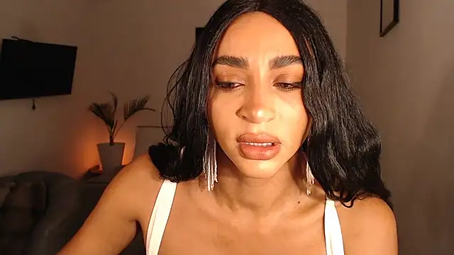 destinne mill  online show from December 5, 10:24 am