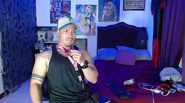 Snapshot of Danielsbigcum chatting on February 18, 12:37 am Danielsbigcum online show from February 18, 12:37 am