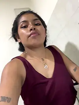 ChantalPetit online show from October 16, 4:24 am