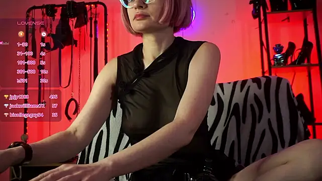 Snapshot of CyberXGoddess chatting on February 3, 6:40 am CyberXGoddess online show from February 3, 6:40 am