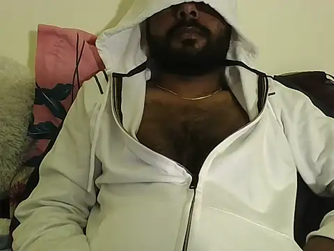 Snapshot of SHENOY3 chatting on January 28, 1:39 am SHENOY3 online show from January 28, 1:39 am