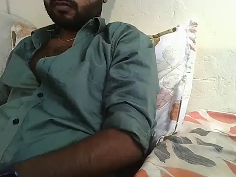 Snapshot of SHENOY3 chatting on February 1, 7:36 am SHENOY3 online show from February 1, 7:36 am