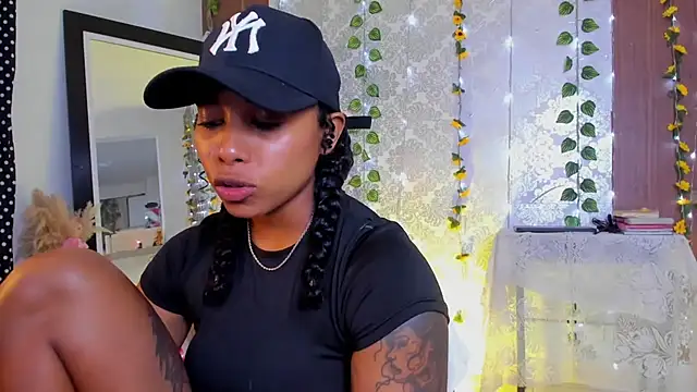 kelly thomson online show from February 13, 12:17 am