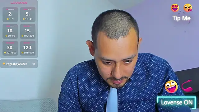 Snapshot of jhonyalzate2 chatting on December 18, 5:59 am jhonyalzate2 online show from December 18, 5:59 am