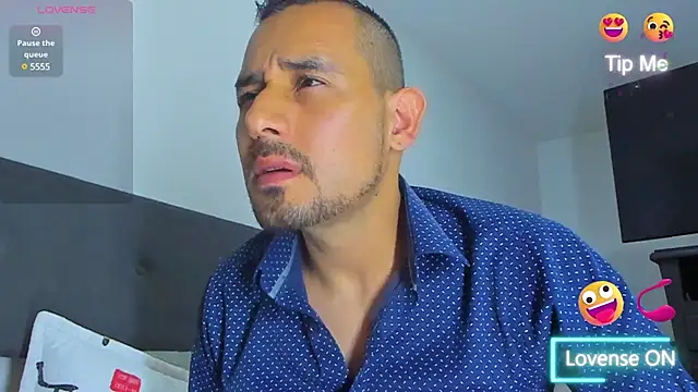 Snapshot of jhonyalzate2 chatting on February 10, 1:24 am jhonyalzate2 online show from February 10, 1:24 am