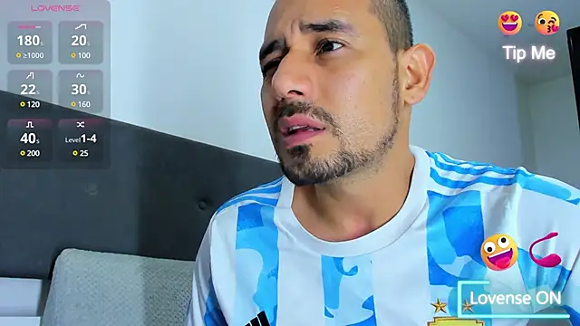 Snapshot of jhonyalzate2 chatting on March 11, 11:48 pm jhonyalzate2 online show from March 11, 11:48 pm