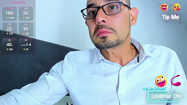 Snapshot of jhonyalzate2 chatting on March 22, 12:06 am jhonyalzate2 online show from March 22, 12:06 am