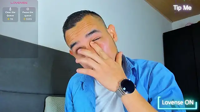 Snapshot of jhonyalzate2 chatting on September 11, 1:17 am jhonyalzate2 online show from September 11, 1:17 am