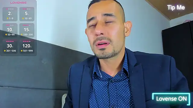 Snapshot of jhonyalzate2 chatting on October 2, 1:12 am jhonyalzate2 online show from October 2, 1:12 am