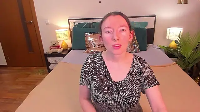 CatherineWalls online show from March 13, 5:36 am