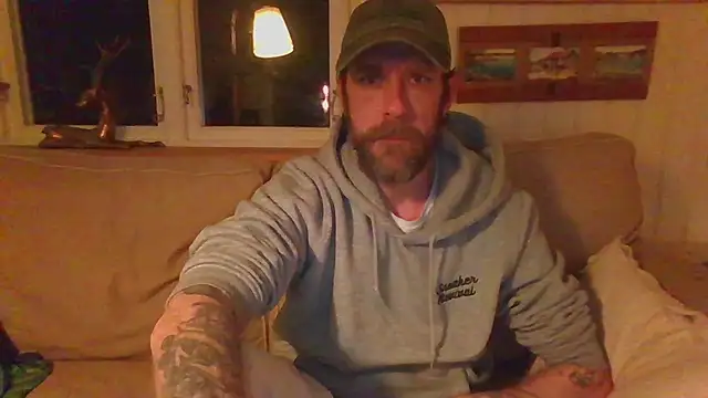 Snapshot of Stock-Holmes chatting on February 23, 3:37 am Stock-Holmes online show from February 23, 3:37 am