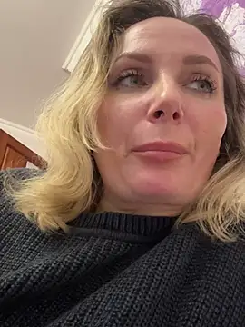 AngelOxy online show from January 26, 2:30 pm