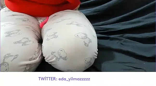 sexy modelll online show from February 5, 10:30 am