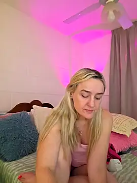 Snapshot of 1Sweetnina chatting on February 26, 9:58 pm 1Sweetnina online show from February 26, 9:58 pm