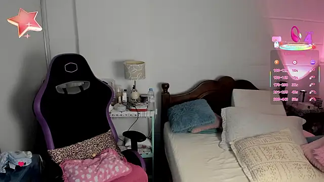 Snapshot of 1Sweetnina chatting on March 28, 11:37 pm 1Sweetnina online show from March 28, 11:37 pm