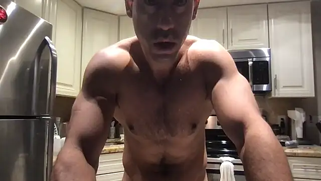 BigGuyMuscle online show from November 12, 9:03 pm