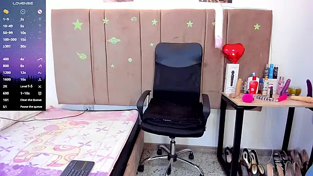 Zaly mature online show from January 15, 2:17 am