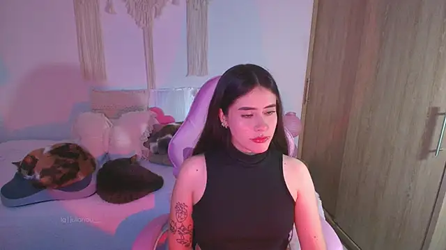 iriswest  online show from May 6, 1:47 am