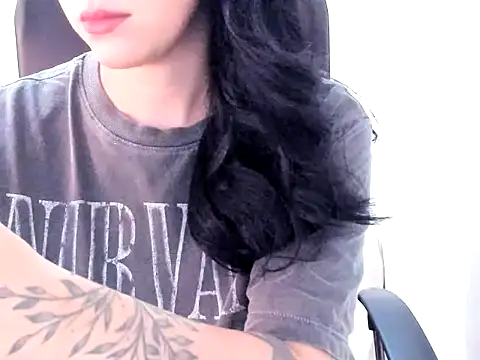 Snapshot of Kristenbr chatting on April 25, 10:07 pm Kristenbr online show from April 25, 10:07 pm