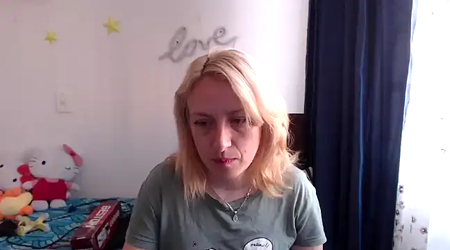 kittykalor09 online show from December 5, 2:22 pm