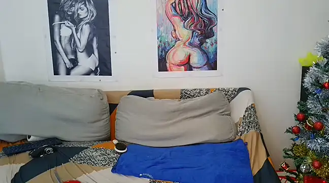 Snapshot of jhon_gade chatting on December 17, 3:50 am jhon gade online show from December 17, 3:50 am