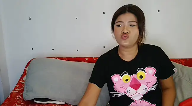 Snapshot of jhon_gade chatting on March 7, 3:29 am jhon gade online show from March 7, 3:29 am