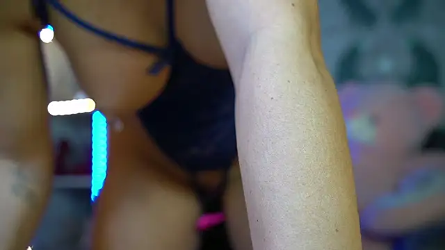 anneswhite online show from March 31, 4:02 am