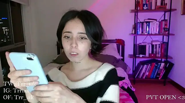 babyluna 8 8 online show from January 28, 4:39 am