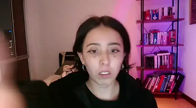 babyluna 8 8 online show from February 27, 5:45 am