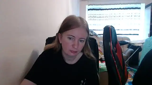 PeterAndJen online show from September 27, 6:40 am