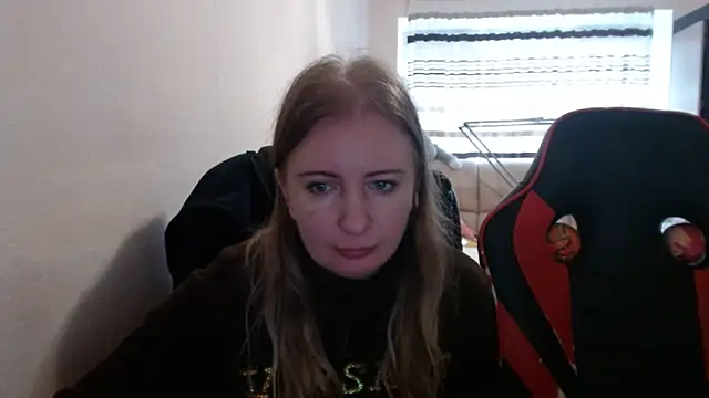 PeterAndJen online show from October 4, 6:44 am