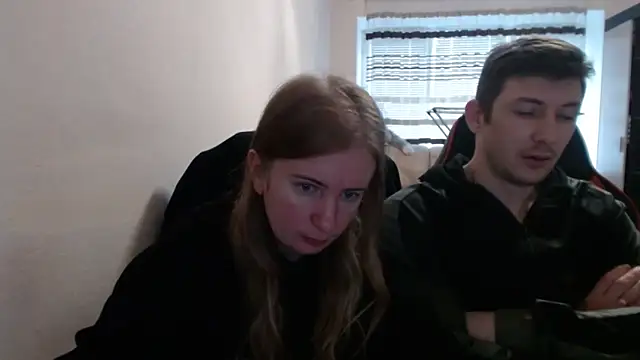 PeterAndJen online show from October 12, 6:12 am