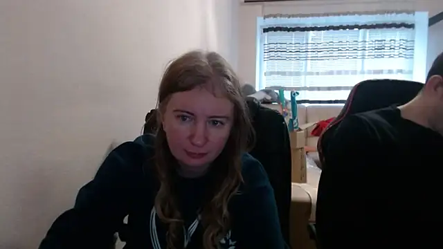 PeterAndJen online show from December 2, 7:03 am