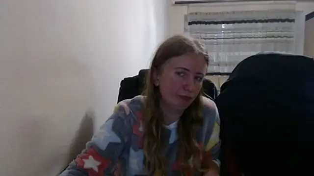 PeterAndJen online show from December 20, 7:10 pm