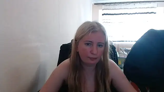 PeterAndJen online show from June 16, 5:37 pm