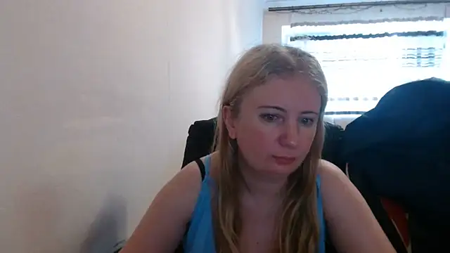 PeterAndJen online show from June 27, 5:56 am