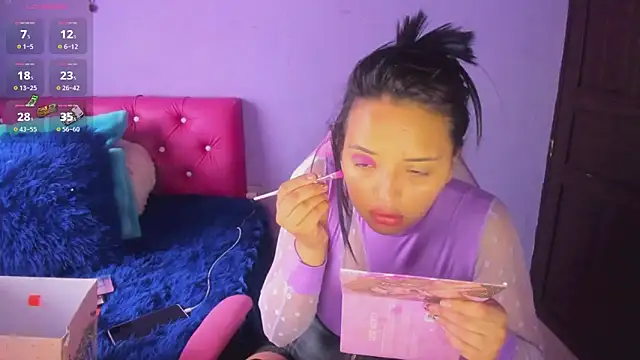 Snapshot of crissn0707 chatting on February 10, 11:57 am crissn0707 online show from February 10, 11:57 am