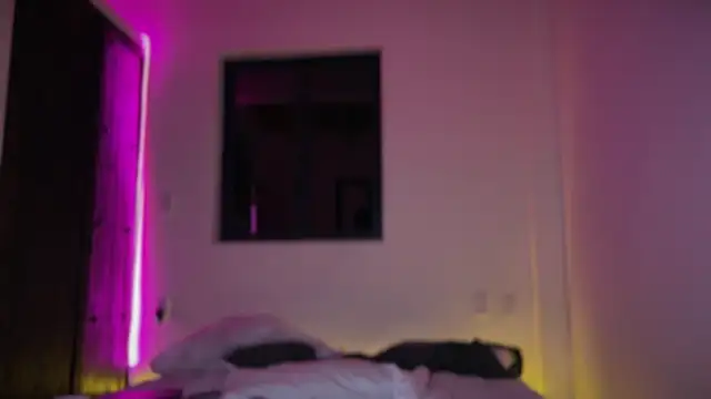 mcklister kinky feets online show from May 1, 5:56 am
