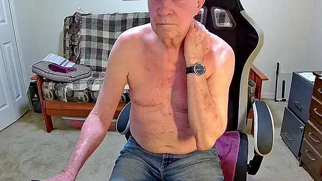 Snapshot of jimmy_d47 chatting on June 2, 3:58 pm jimmy d47 online show from June 2, 3:58 pm