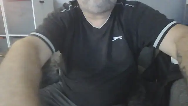 Snapshot of Naturistmale45 chatting on June 23, 8:56 am Naturistmale45 online show from June 23, 8:56 am