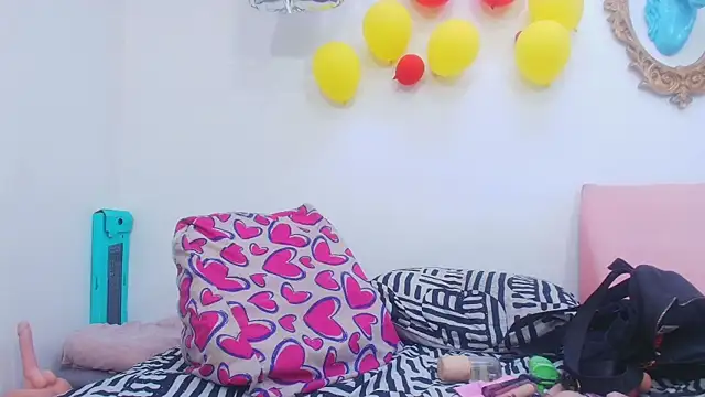 timkerbell  online show from October 2, 7:21 pm