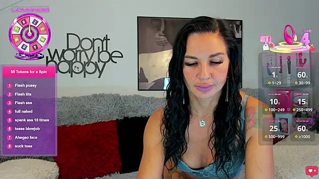 Tara Bloss online show from November 7, 2:11 am