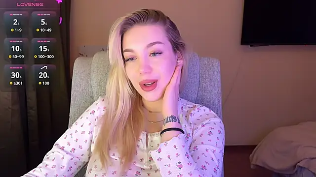 ariashaa online show from December 16, 6:24 pm