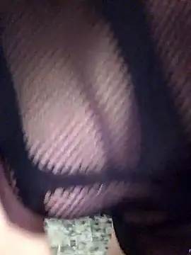 Snapshot of kylie_blck chatting on October 30, 4:08 pm kylie blck online show from October 30, 4:08 pm