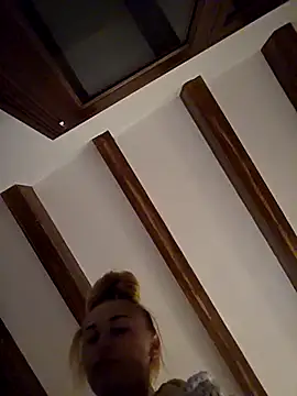 kylie blck online show from January 18, 4:05 am