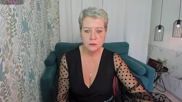 Snapshot of KathySunn chatting on December 22, 1:33 pm KathySunn online show from December 22, 1:33 pm