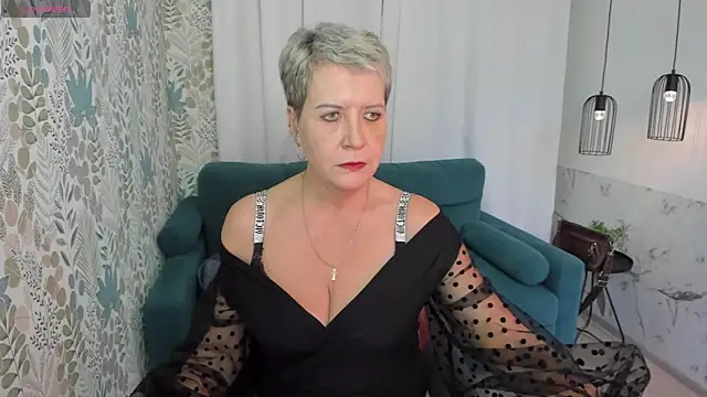 Snapshot of KathySunn chatting on December 22, 4:38 pm KathySunn online show from December 22, 4:38 pm