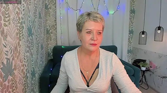 Snapshot of KathySunn chatting on January 11, 1:11 pm KathySunn online show from January 11, 1:11 pm