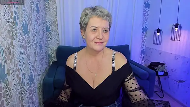 Snapshot of KathySunn chatting on February 11, 7:48 pm KathySunn online show from February 11, 7:48 pm